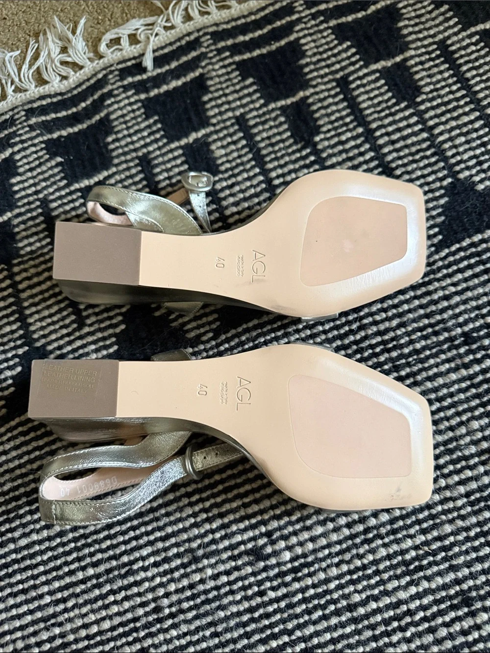 Agl mimi wedge